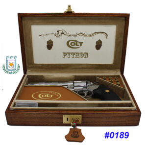 #0189 Valigetta Colt Python 6"